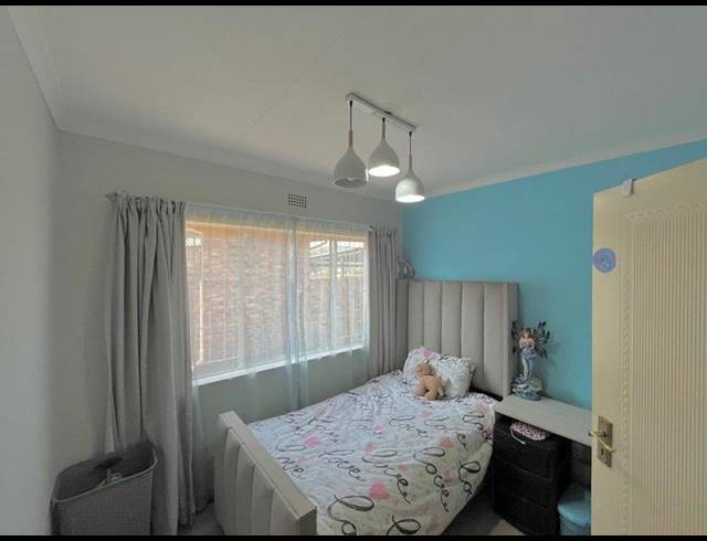 3 BEDROOM HOUSE FOR SALE IN GLENVISTA